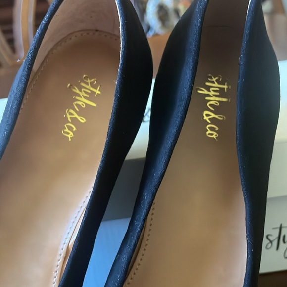 Style & Co Vinnieef suede Flats shoes size 8M new with box - Picture 3 of 10